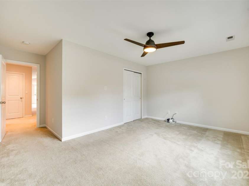 2810 Berry Creek Road, Charlotte, NC 28214.  MLS# CAR4250765, YatesRealty ID 9893. 