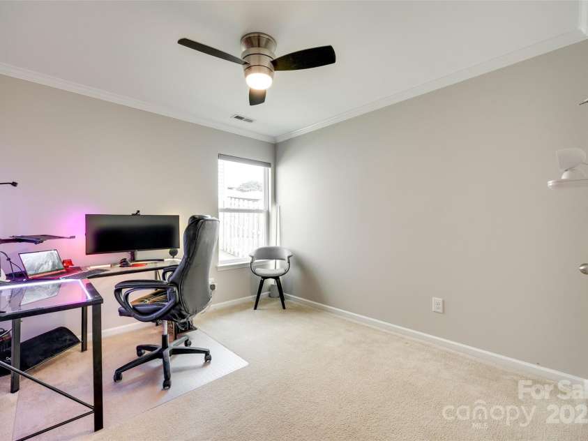 2810 Berry Creek Road, Charlotte, NC 28214.  MLS# CAR4250765, YatesRealty ID 9893. 