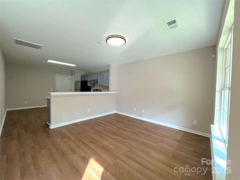 7147 Henderson Valley Lane, Charlotte, NC 28269.  MLS# CAR4242009, YatesRealty ID 9894. 