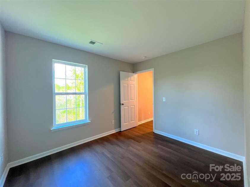 7147 Henderson Valley Lane, Charlotte, NC 28269.  MLS# CAR4242009, YatesRealty ID 9894. 
