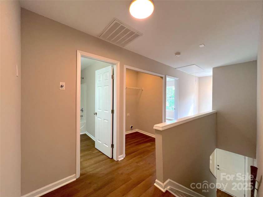 7147 Henderson Valley Lane, Charlotte, NC 28269.  MLS# CAR4242009, YatesRealty ID 9894. 