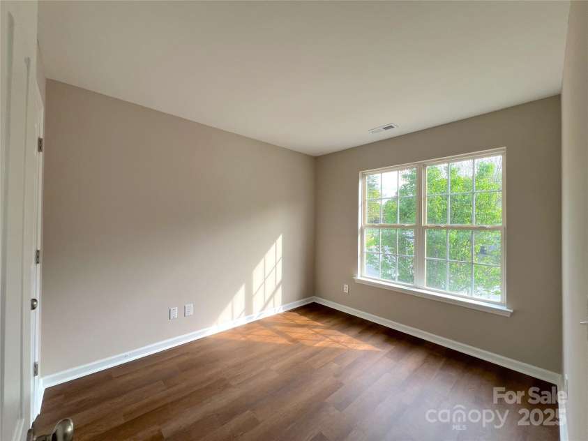 7147 Henderson Valley Lane, Charlotte, NC 28269.  MLS# CAR4242009, YatesRealty ID 9894. 
