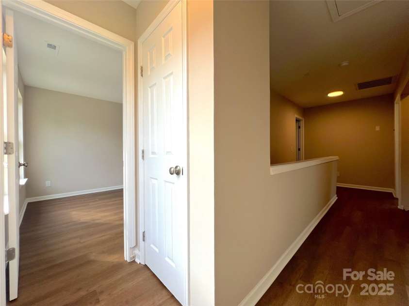 7147 Henderson Valley Lane, Charlotte, NC 28269.  MLS# CAR4242009, YatesRealty ID 9894. 