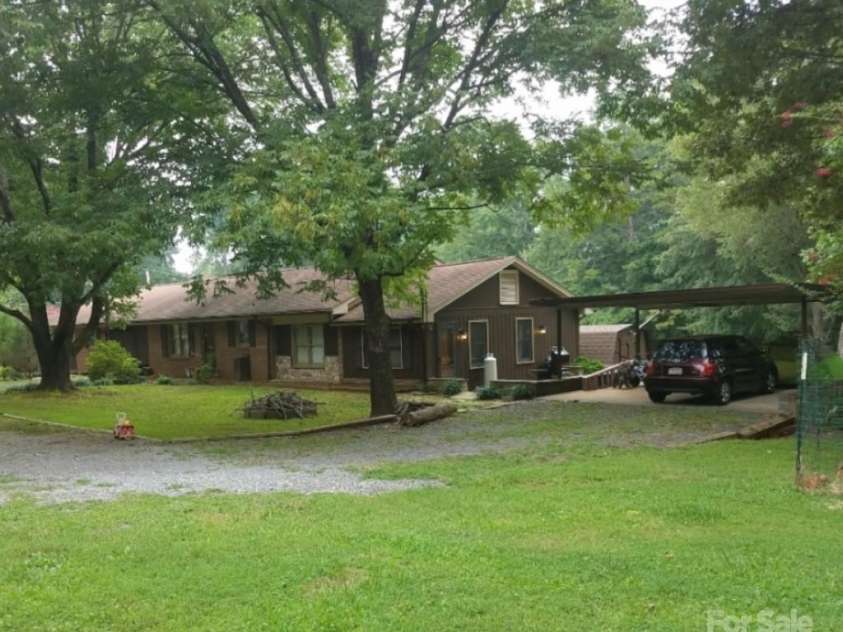 410 Yadkin Street, Salisbury, NC 28146.  MLS# CAR4231670, YatesRealty ID 9895. FRONT OF HOUSE