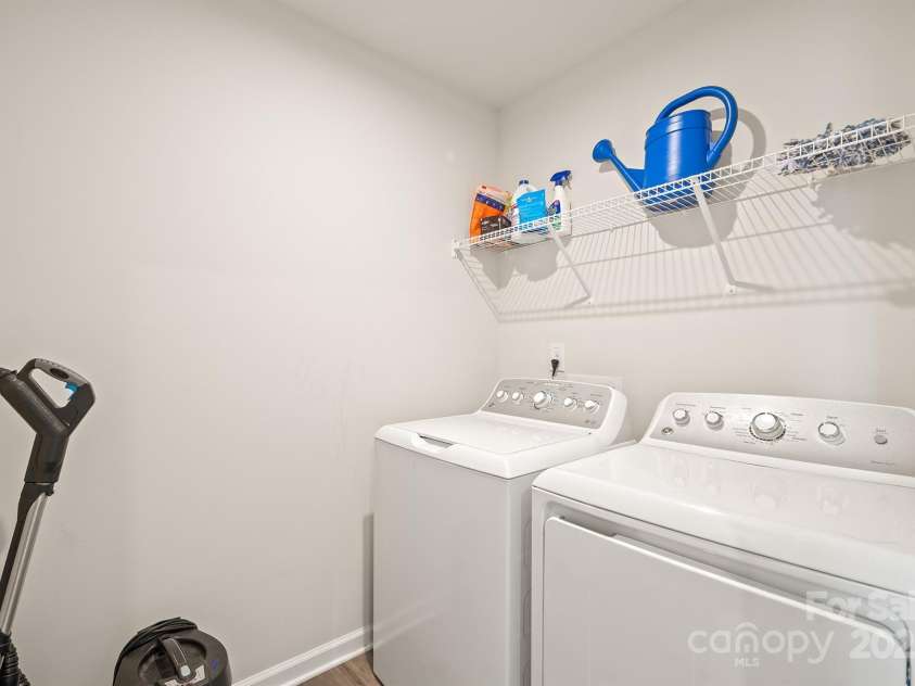 707 Pointe Andrews Drive, Concord, NC 28025.  MLS# CAR4280362, YatesRealty ID 9895. Laundry Room