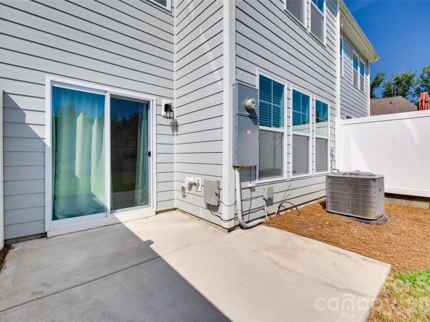 642 Altamonte Drive, Clover, SC 29710.  MLS# CAR4349113, YatesRealty ID 9896. 