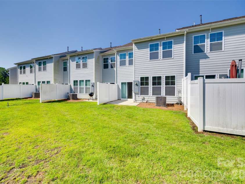 642 Altamonte Drive, Clover, SC 29710.  MLS# CAR4349113, YatesRealty ID 9896. 