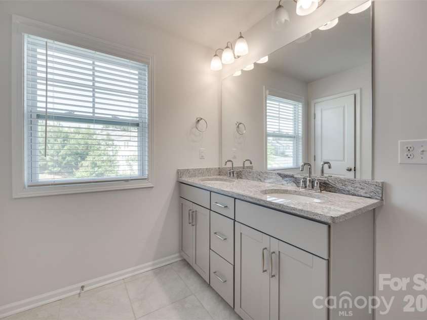 642 Altamonte Drive, Clover, SC 29710.  MLS# CAR4349113, YatesRealty ID 9896. 
