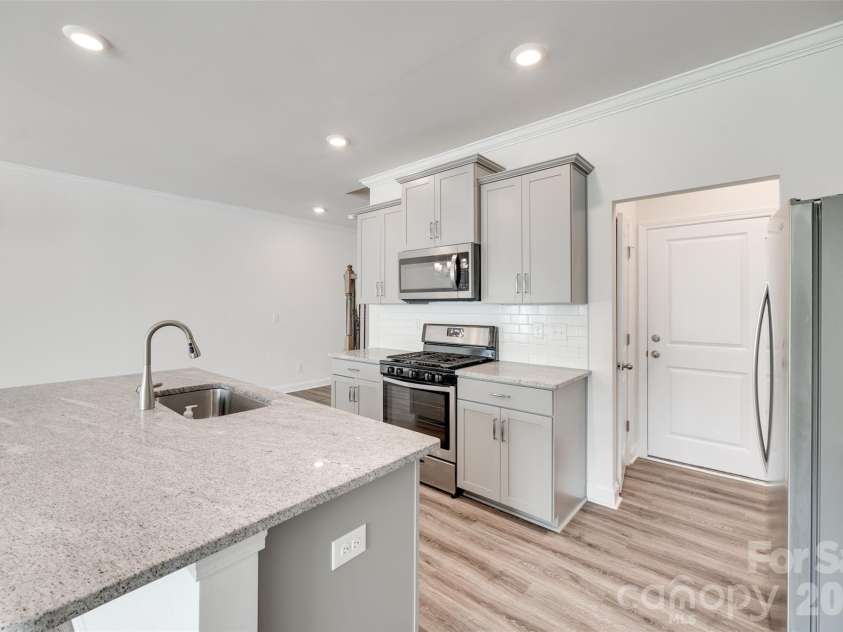 642 Altamonte Drive, Clover, SC 29710.  MLS# CAR4349113, YatesRealty ID 9896. 