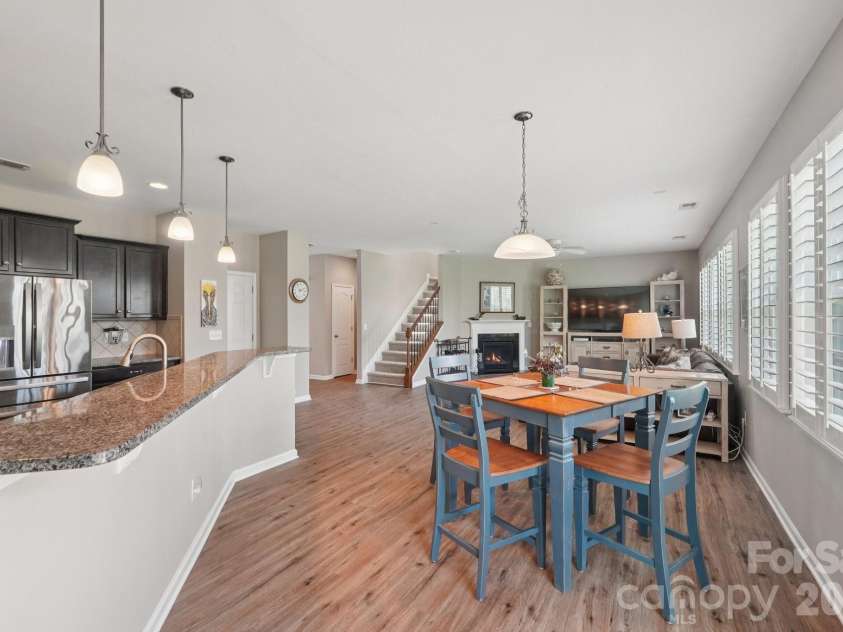 5016 Riverdale Drive, Charlotte, NC 28273.  MLS# CAR4355995, YatesRealty ID 9897. 