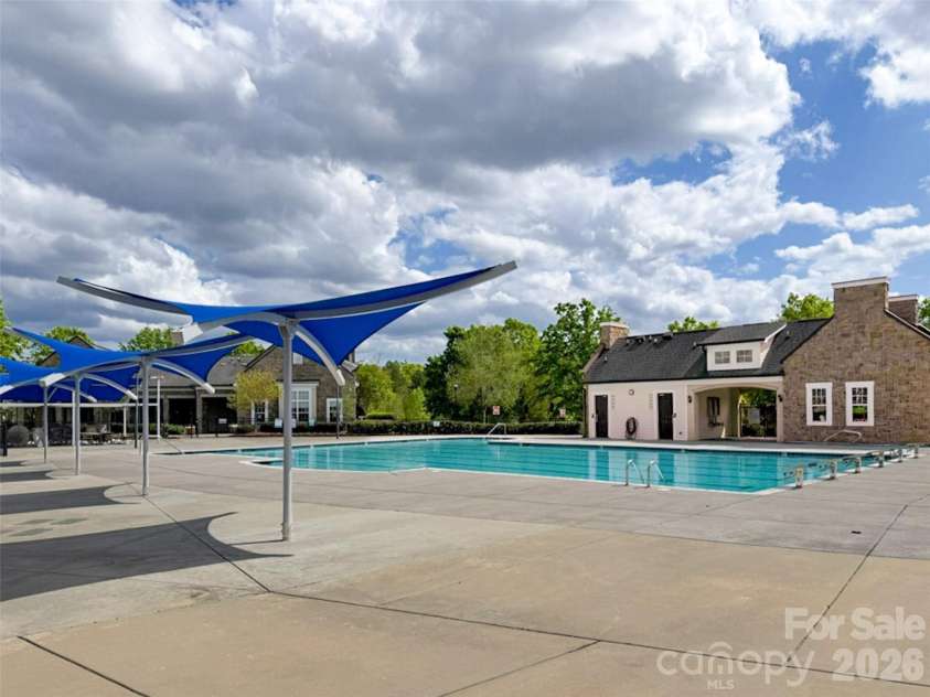 5016 Riverdale Drive, Charlotte, NC 28273.  MLS# CAR4355995, YatesRealty ID 9897. 