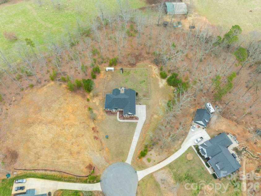1468 Kinks Lane, Maiden, NC 28650.  MLS# CAR4353938, YatesRealty ID 9898. 
