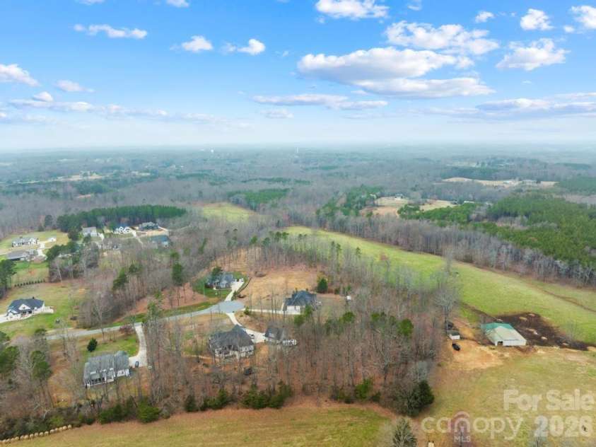 1468 Kinks Lane, Maiden, NC 28650.  MLS# CAR4353938, YatesRealty ID 9898. 