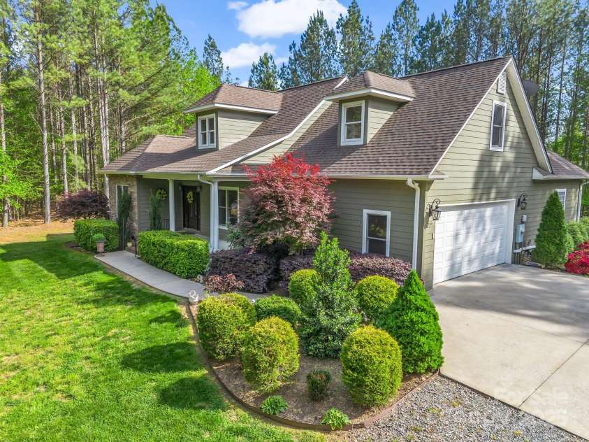 219 Farmer Johns Trail, Rutherfordton, NC 28139.  MLS# CAR4249927, YatesRealty ID 9899. 