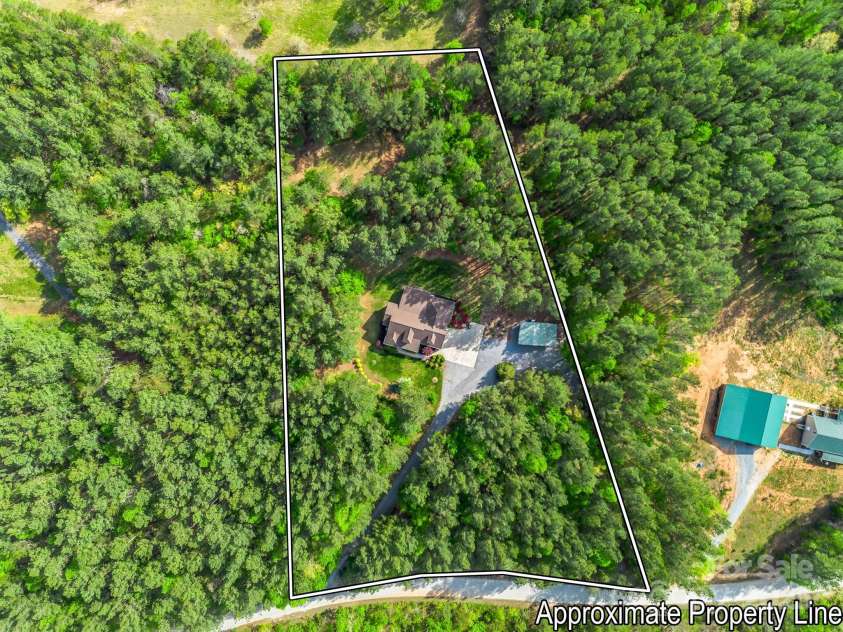 219 Farmer Johns Trail, Rutherfordton, NC 28139.  MLS# CAR4249927, YatesRealty ID 9899. 