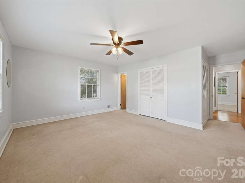 35 32nd Avenue, Hickory, NC 28601.  MLS# CAR4365663, YatesRealty ID 9899. Primary on main