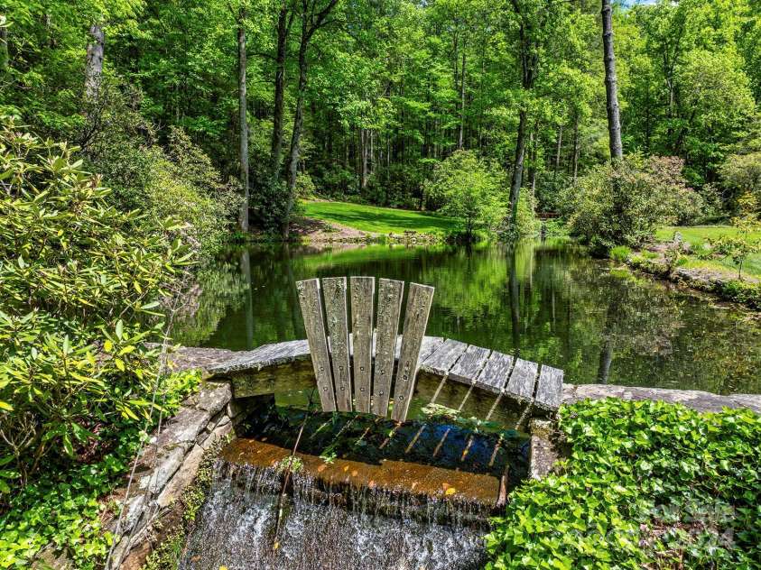 1213 Bull Pen Road, Cashiers, NC 28717.  MLS# CAR4140800, YatesRealty ID 99. 