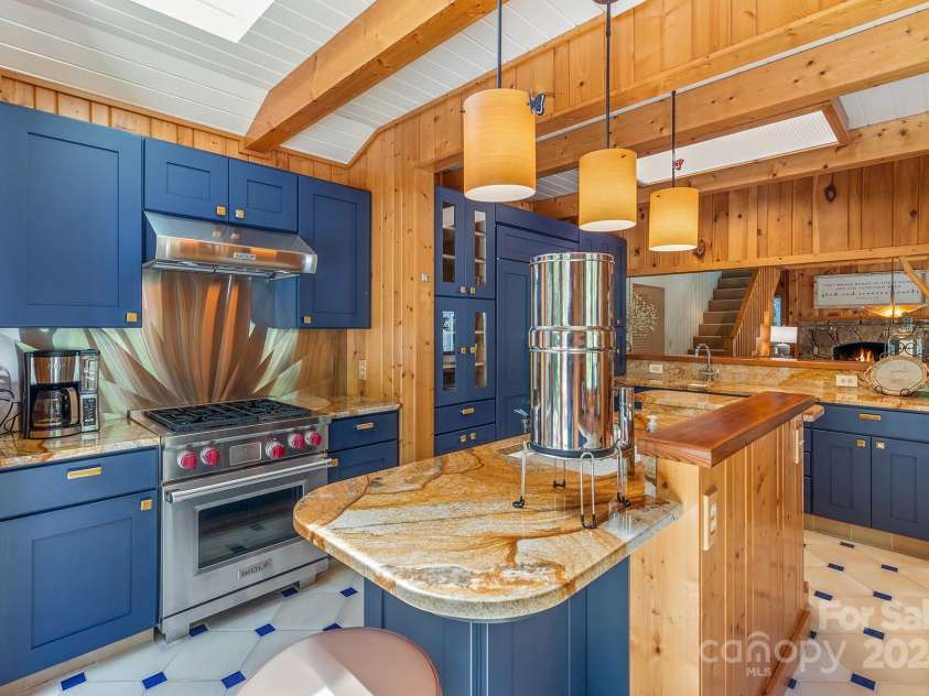 1213 Bull Pen Road, Cashiers, NC 28717.  MLS# CAR4140800, YatesRealty ID 99. 