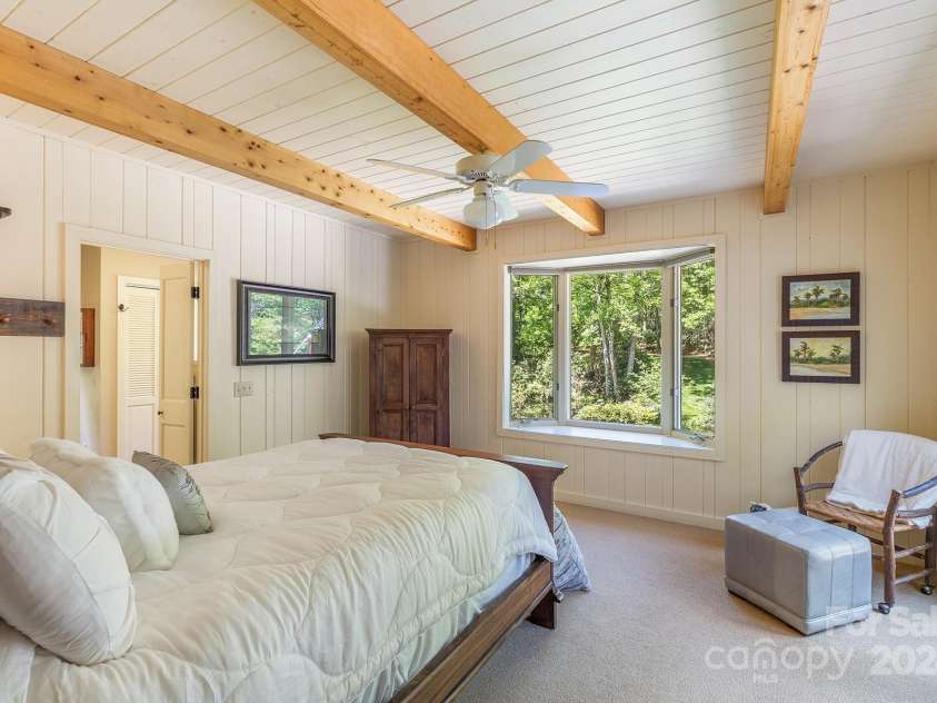 1213 Bull Pen Road, Cashiers, NC 28717.  MLS# CAR4140800, YatesRealty ID 99. 