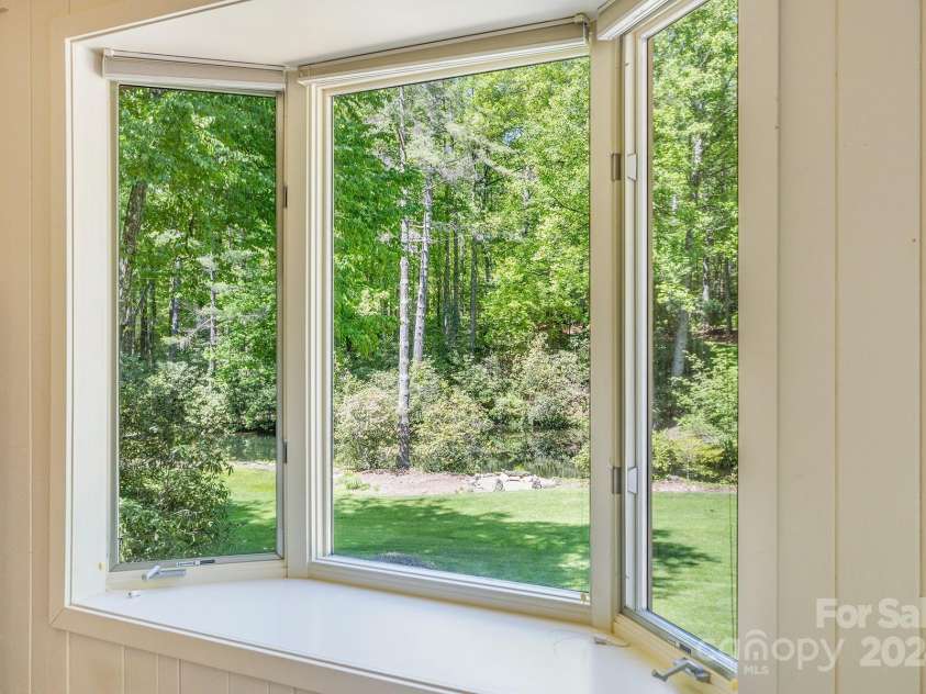 1213 Bull Pen Road, Cashiers, NC 28717.  MLS# CAR4140800, YatesRealty ID 99. 