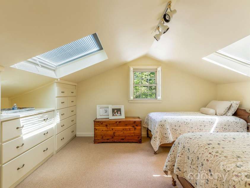 1213 Bull Pen Road, Cashiers, NC 28717.  MLS# CAR4140800, YatesRealty ID 99. 