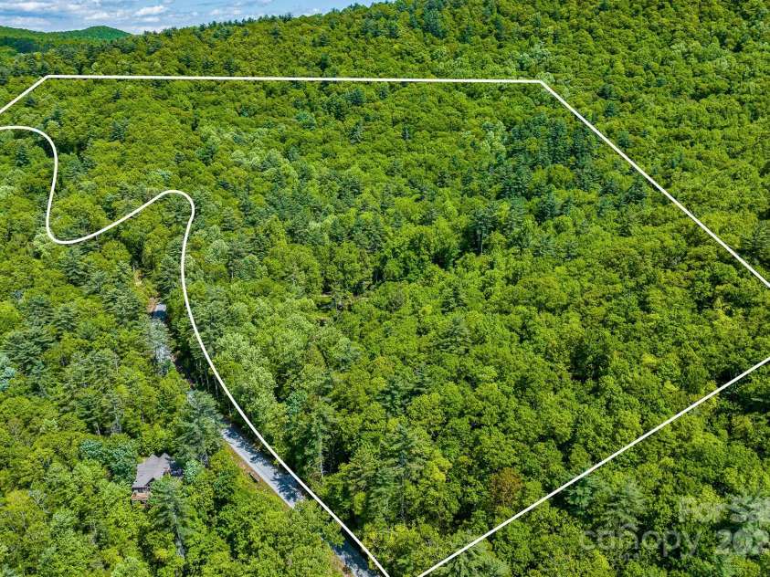 1213 Bull Pen Road, Cashiers, NC 28717.  MLS# CAR4140800, YatesRealty ID 99. 
