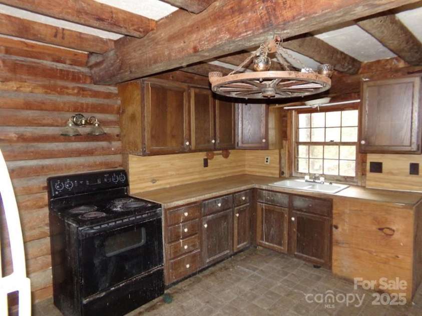 627 Bolick Road, Fort Mill, SC 29707.  MLS# CAR4250987, YatesRealty ID 99. 