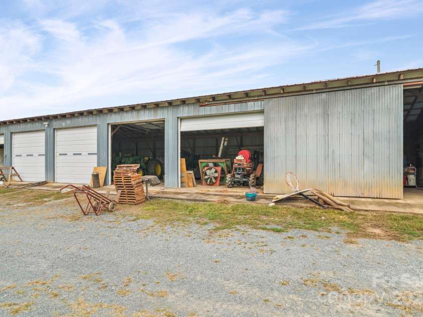 3710 Camden Road, Marshville, NC 28103.  MLS# CAR4309082, YatesRealty ID 990. Vintage building