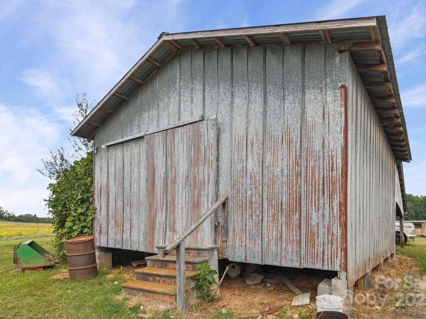 3710 Camden Road, Marshville, NC 28103.  MLS# CAR4309082, YatesRealty ID 990. Vintage building