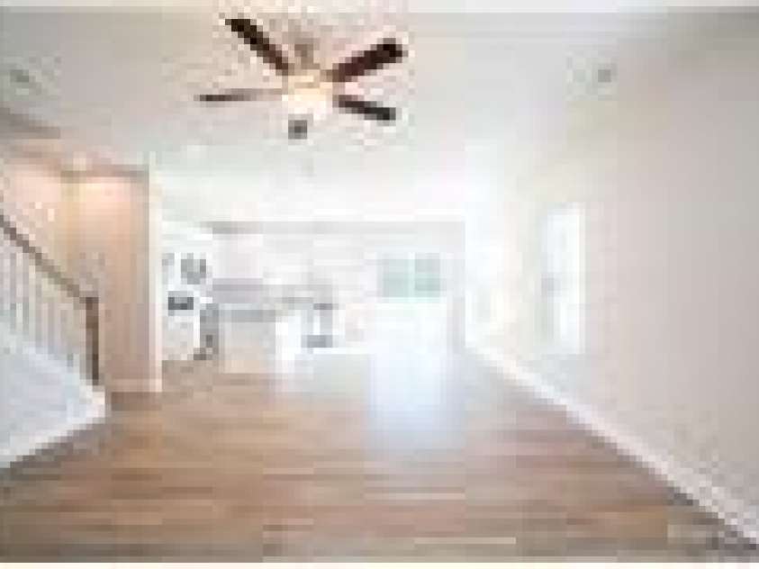 616 Smith Street, Mooresville, NC 28115.  MLS# CAR4223390, YatesRealty ID 990. 