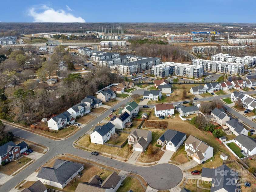 7027 Napton Court, Charlotte, NC 28213.  MLS# CAR4315072, YatesRealty ID 990. 