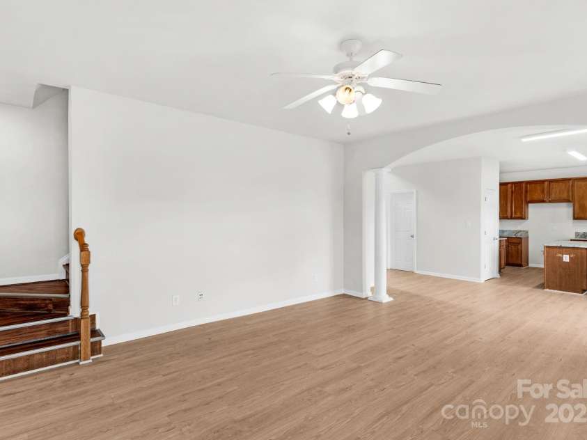 7027 Napton Court, Charlotte, NC 28213.  MLS# CAR4315072, YatesRealty ID 990. 