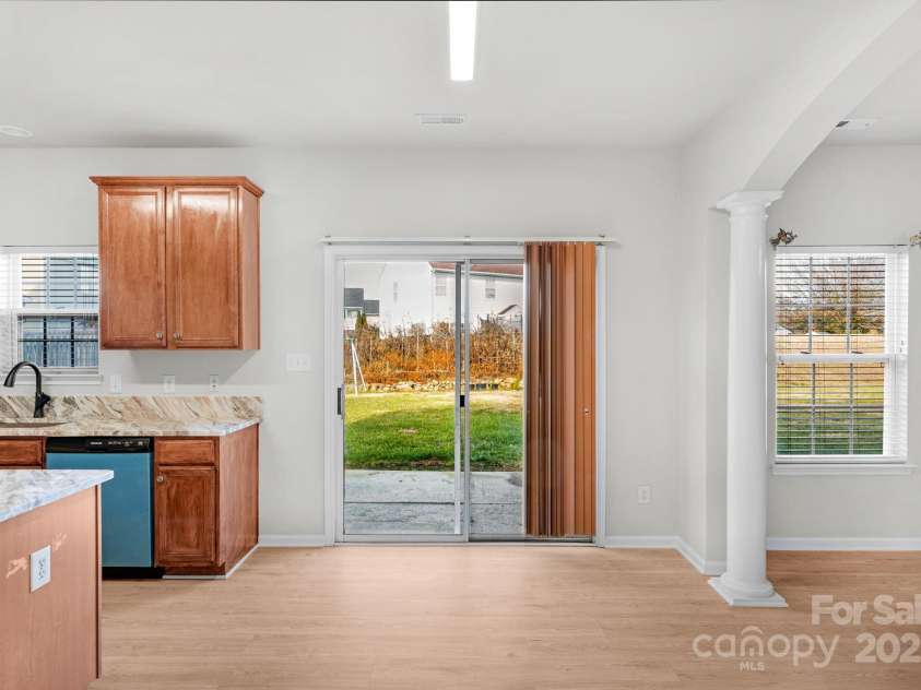 7027 Napton Court, Charlotte, NC 28213.  MLS# CAR4315072, YatesRealty ID 990. 