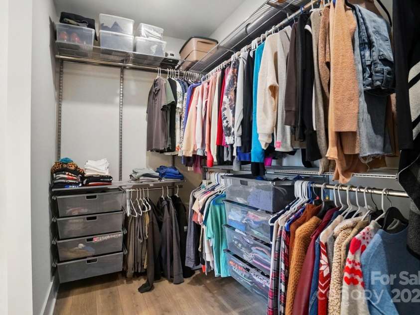 1116 Brooksland Place, Waxhaw, NC 28173.  MLS# CAR4249949, YatesRealty ID 9900. Walk in Closet in Primary Bedroom