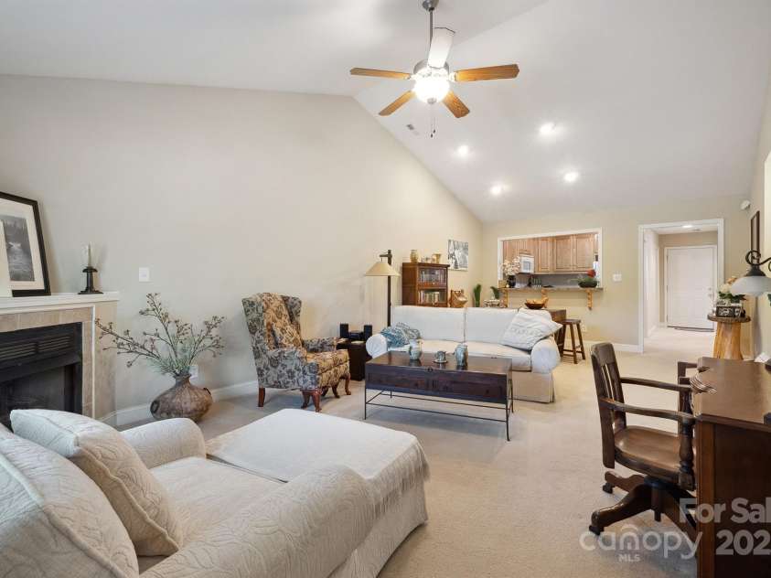 108 IVY Court, Morganton, NC 28655.  MLS# CAR4250773, YatesRealty ID 9901. 