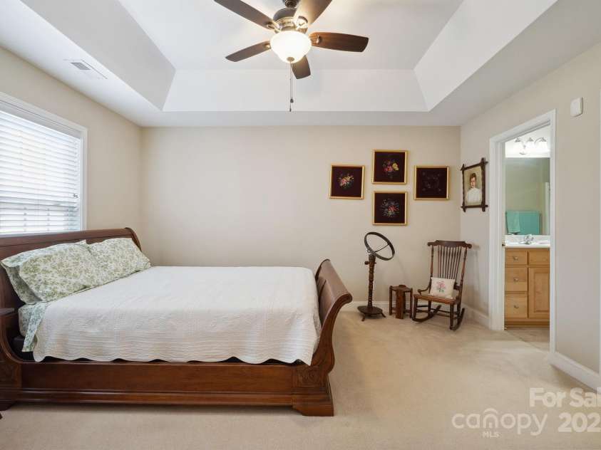 108 IVY Court, Morganton, NC 28655.  MLS# CAR4250773, YatesRealty ID 9901. 