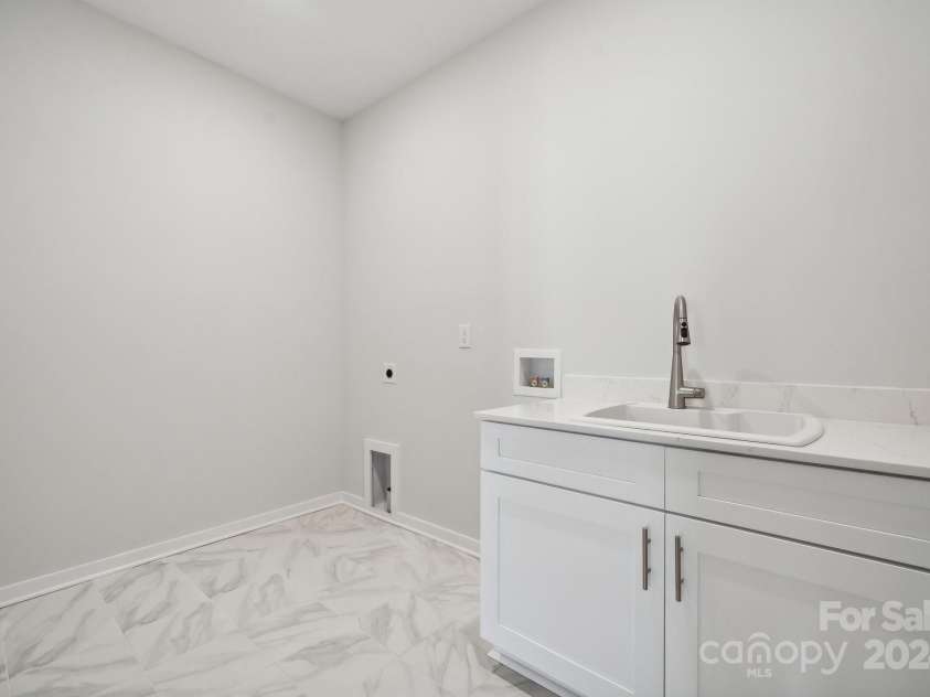 3192 Timber Run Lane, Maiden, NC 28650.  MLS# CAR4182821, YatesRealty ID 9902. 