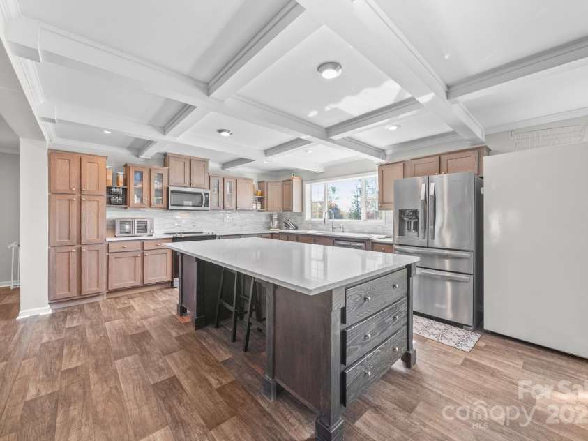 428 Long Branch Church Road, Jefferson, SC 29718.  MLS# CAR4320167, YatesRealty ID 9902. 