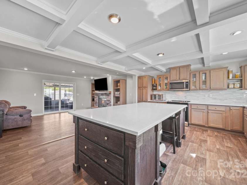 428 Long Branch Church Road, Jefferson, SC 29718.  MLS# CAR4320167, YatesRealty ID 9902. 