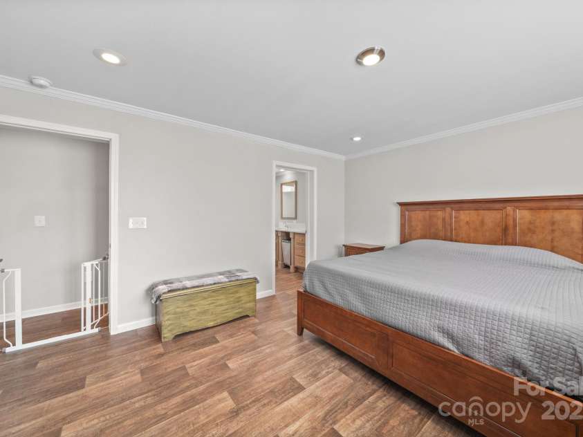 428 Long Branch Church Road, Jefferson, SC 29718.  MLS# CAR4320167, YatesRealty ID 9902. 