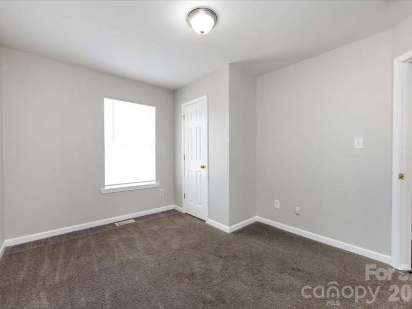 804 Caldwell Street, Belmont, NC 28012.  MLS# CAR4337874, YatesRealty ID 9903. 