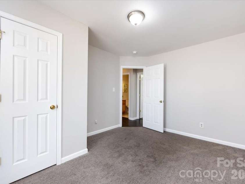 804 Caldwell Street, Belmont, NC 28012.  MLS# CAR4337874, YatesRealty ID 9903. 