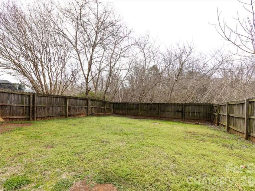 804 Caldwell Street, Belmont, NC 28012.  MLS# CAR4337874, YatesRealty ID 9903. 