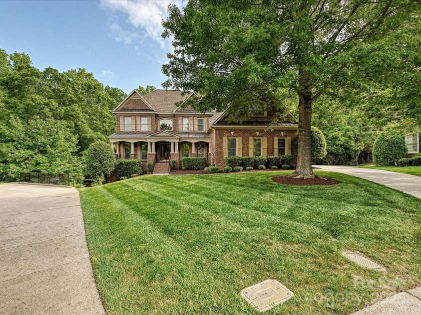 16319 Ashlyn Chase Court, Charlotte, NC 28277.  MLS# CAR4252930, YatesRealty ID 9907. 