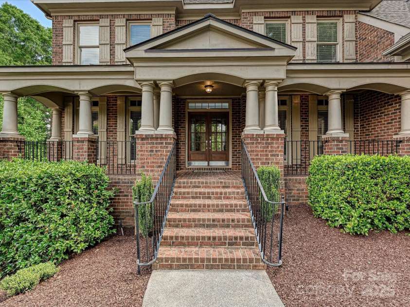 16319 Ashlyn Chase Court, Charlotte, NC 28277.  MLS# CAR4252930, YatesRealty ID 9907. 