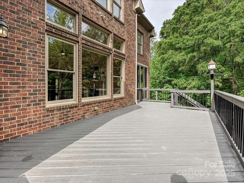 16319 Ashlyn Chase Court, Charlotte, NC 28277.  MLS# CAR4252930, YatesRealty ID 9907. 
