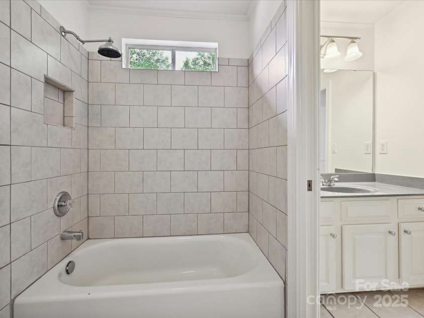 16319 Ashlyn Chase Court, Charlotte, NC 28277.  MLS# CAR4252930, YatesRealty ID 9907. 