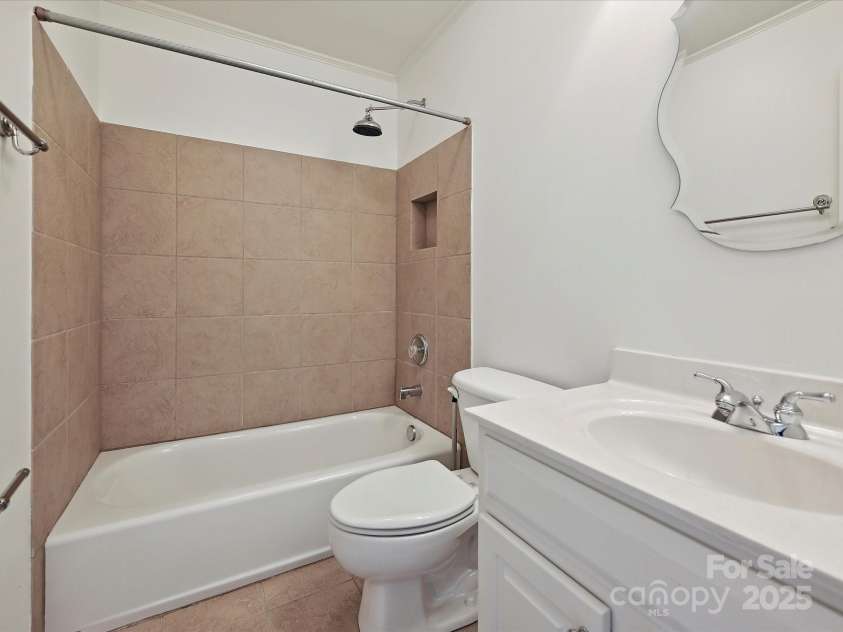 16319 Ashlyn Chase Court, Charlotte, NC 28277.  MLS# CAR4252930, YatesRealty ID 9907. 