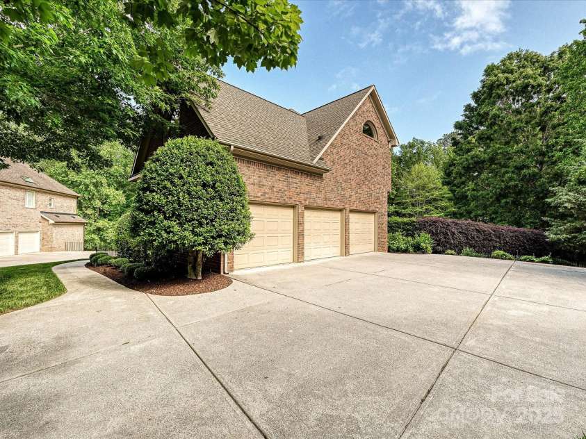 16319 Ashlyn Chase Court, Charlotte, NC 28277.  MLS# CAR4252930, YatesRealty ID 9907. 