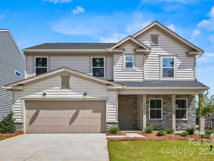 5924 Chumbley Point Road, Charlotte, NC 28215.  MLS# CAR4309423, YatesRealty ID 9908. Exterior representation 